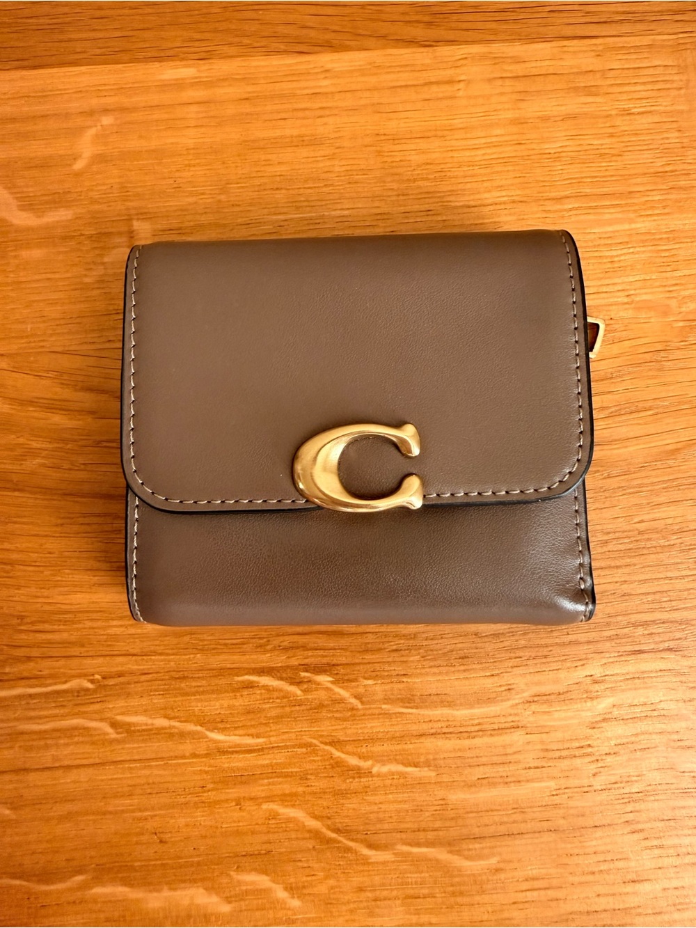 Coach Compact Leather Wallet in Brown with Gold 'C' Hardware